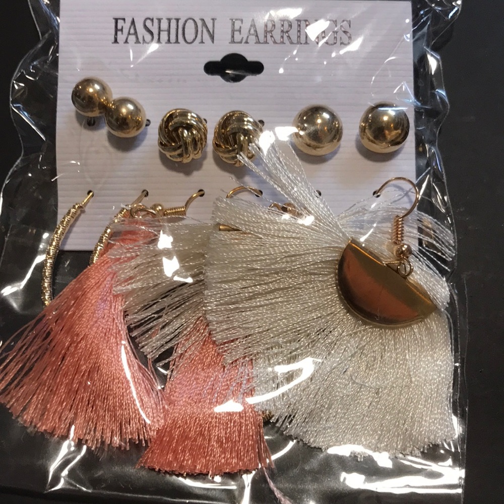Fashion earrings